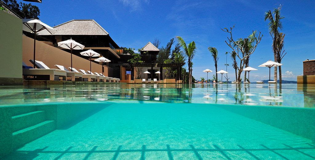 Hotel Stripes Kuala Lumpur 5* + Gaya Island Resort 5*