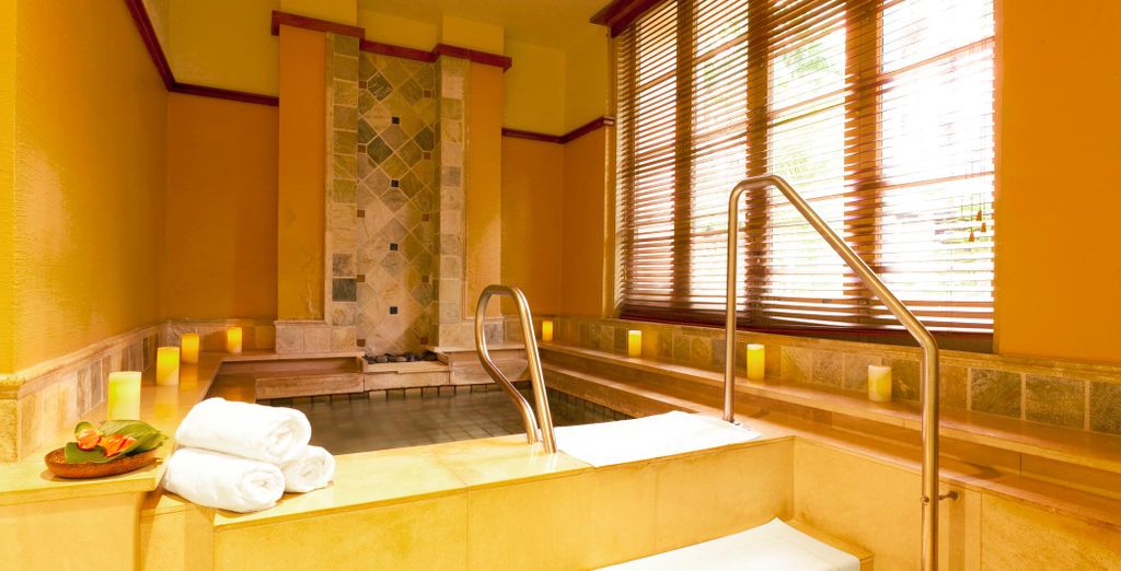 Luxe Rodeo Drive 4* + Royal Hawaiian 5*