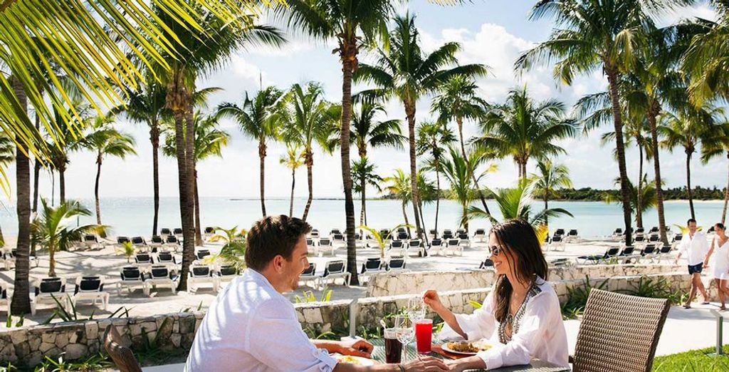 The Wyndham New Yorker 4* & Barcelo Maya Beach 5*