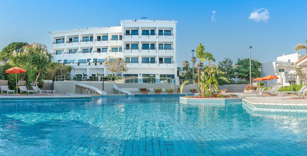 Acacia Marina Palace 4*