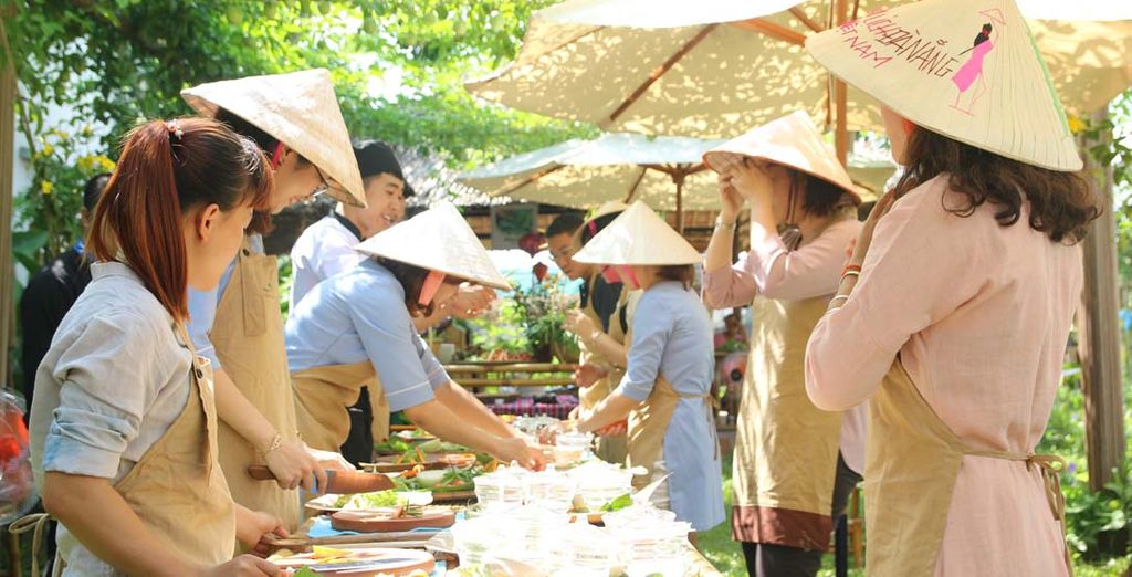 Tour privato del Vietnam con estensione a Mai Chau e Phu Luong
