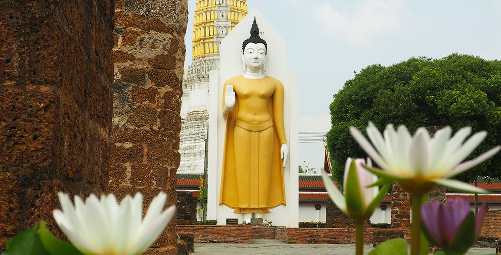 Tour a Nord di Bangkok + Chanalai Flora Resort Phuket 4*