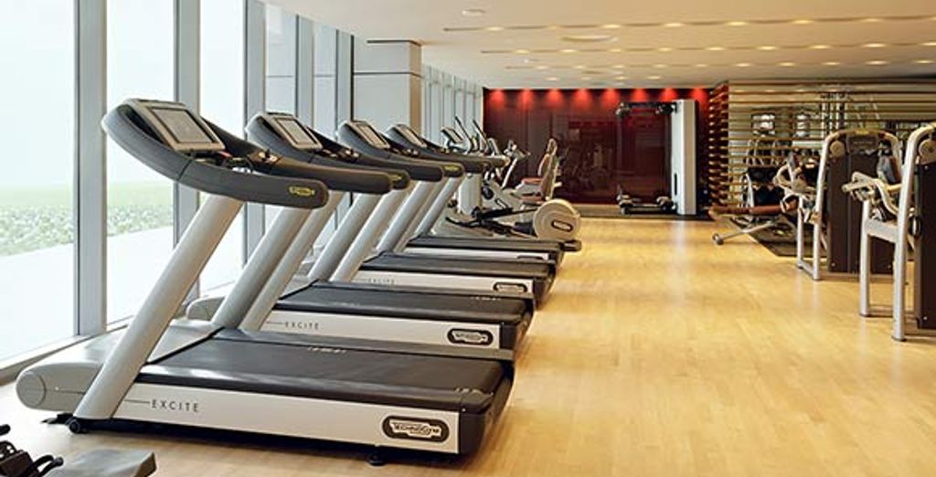 Park Rotana Hotel 5*