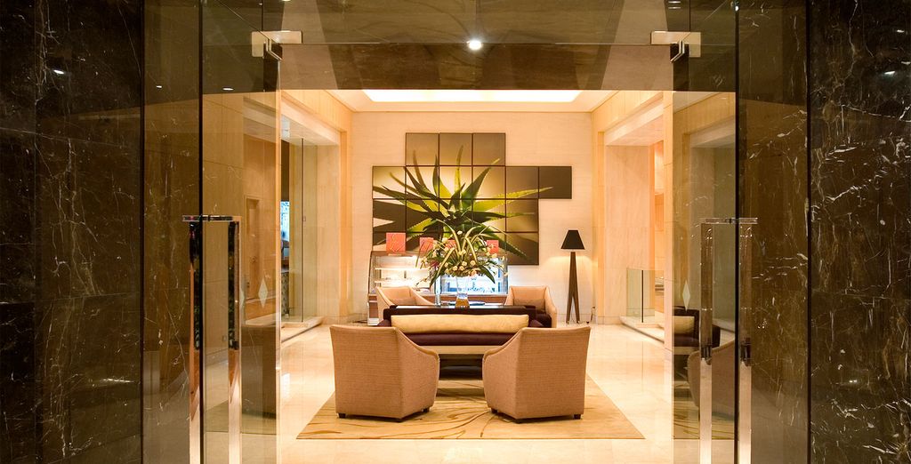 The Duchess Hotel and Residences Bangkok 4* + Renaissance Koh Samui Resort & Spa 5*