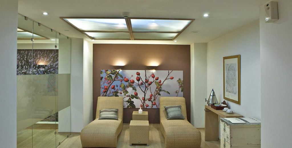 City Hotel 4*