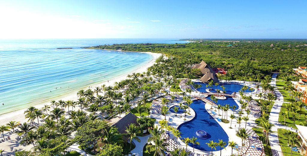 The Wyndham New Yorker 4* & Barcelo Maya Beach 5*