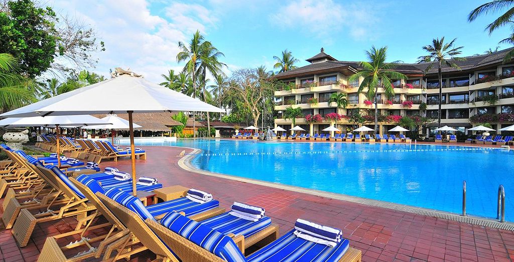 Ubud Village Hotel 4* & Prama Sanur Beach Bali 5*