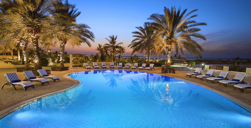Hilton Al Hamra Beach & Golf Resort 5*