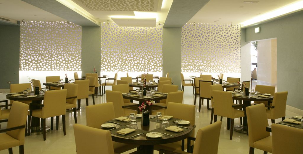Hotel Auris Plaza Al Barsha 5* a Dubai + Hilton Labriz Resort & Spa 5* alle Seychelles