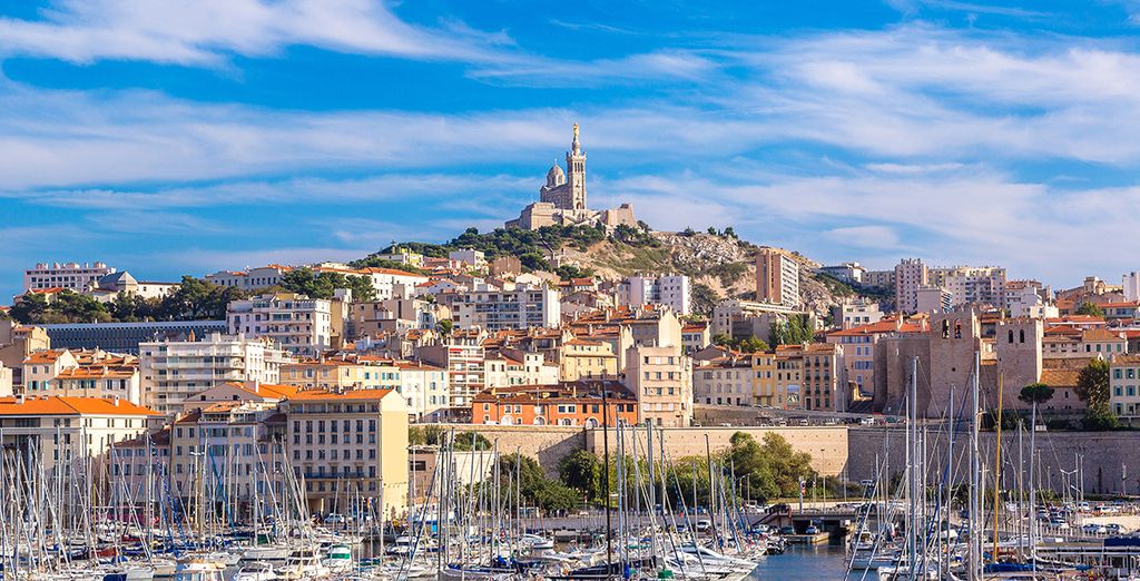 Crociera a bordo della Celebrity Edge nel Mediterraneo