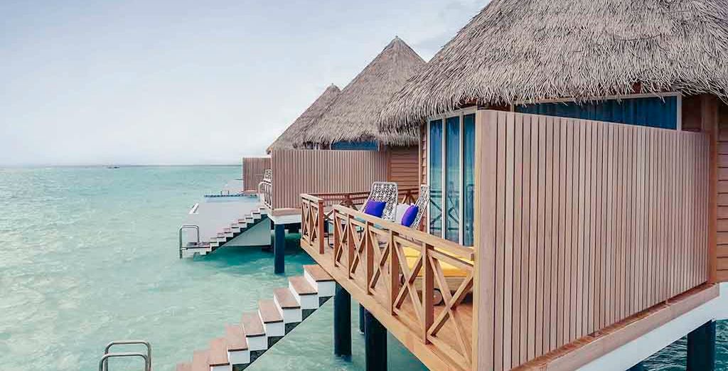 Mercure Maldives Kooddoo Resort 4*