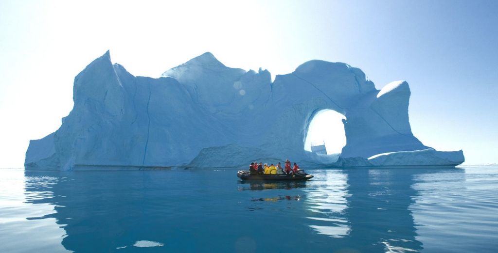 Crociera oltre il Circolo Polare Antartico