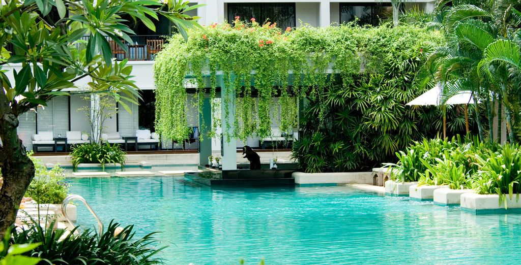 Impiana Resort Chaweng Noi 4* e Amara Bangkok Hotel 4* 