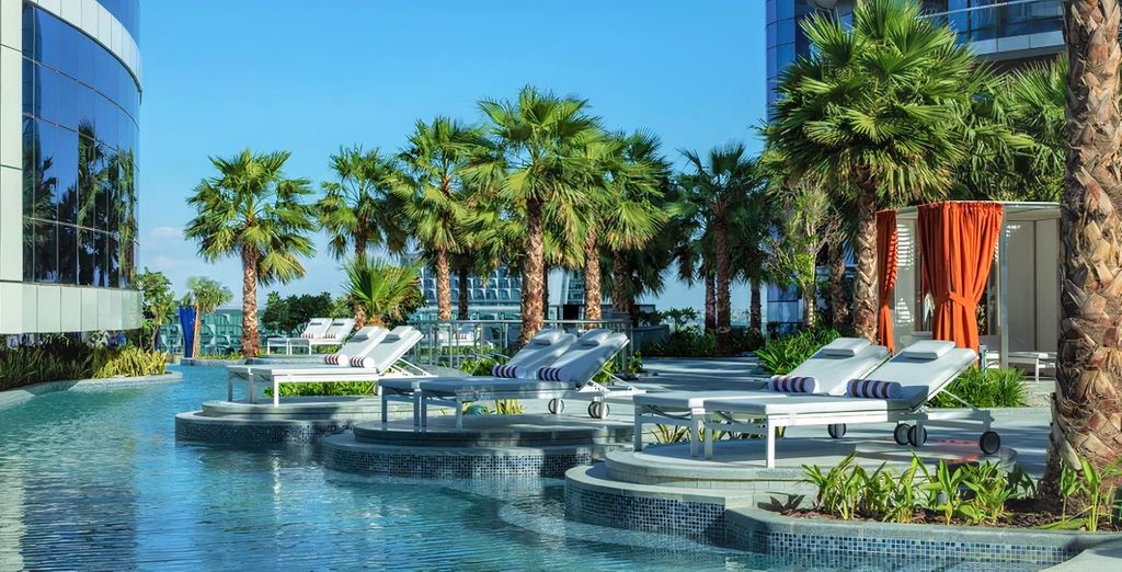 Paramount hotel deals