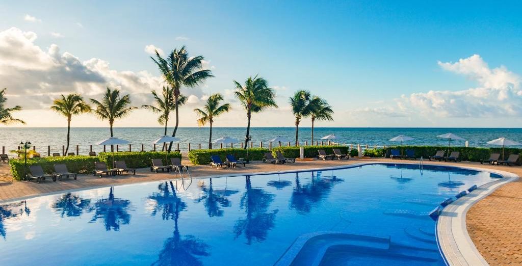 Ocean maya shop royale
