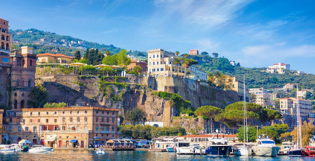 7-night tour: Sorrento, Amalfi Coast & Capri