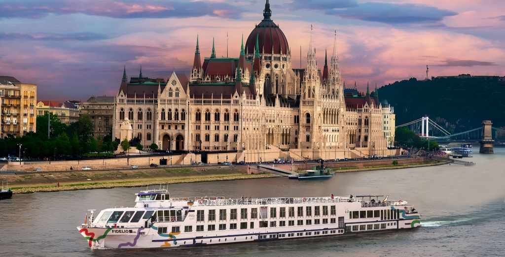 4-night cruise: Christmas markets on the Danube – Vienna