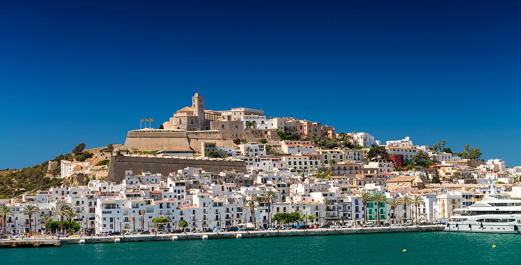 Explore Ibiza's Streets in the old town with Voyage Privé