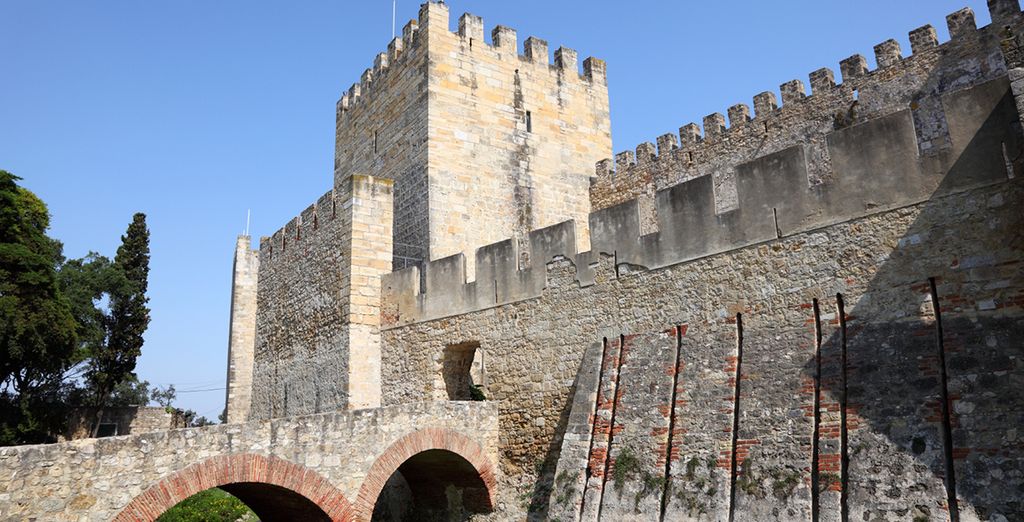 Lisbon Travel Guide : castelo de são jorge