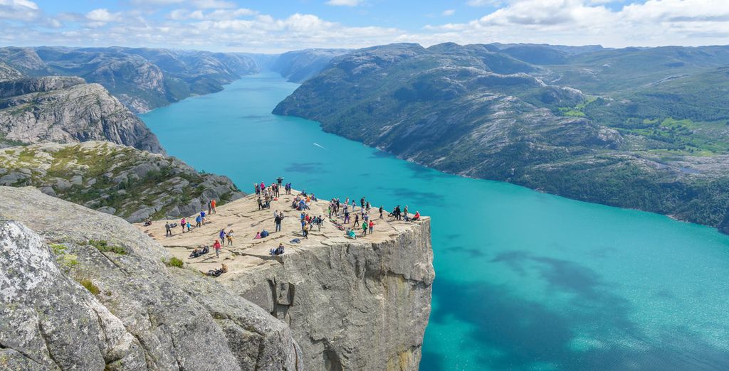 Norwegian fjords fly-drive tour