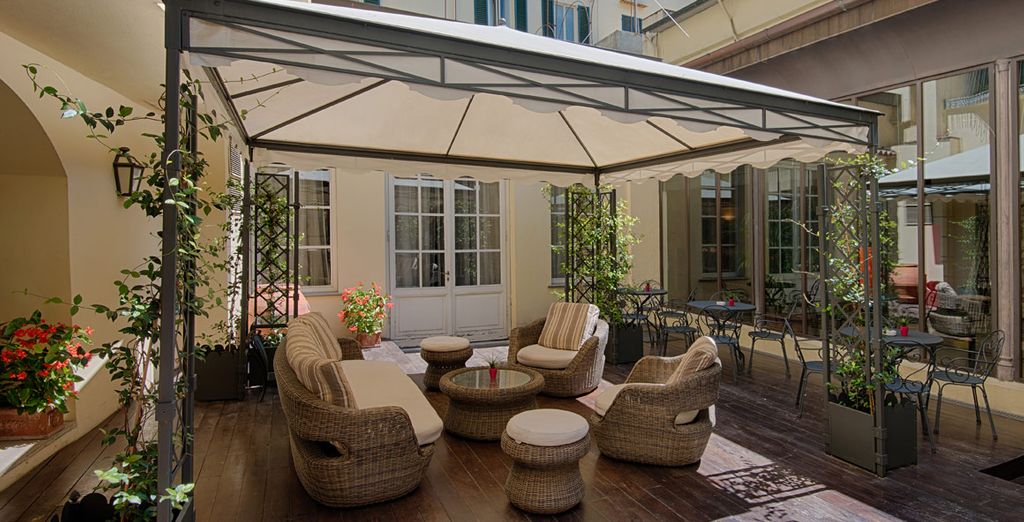 NH Anglo American 4* - city break in florence