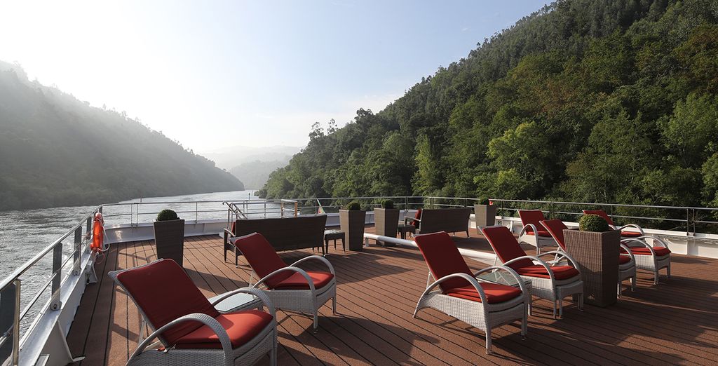 Hotel Dom Henrique Porto & Douro River Cruise