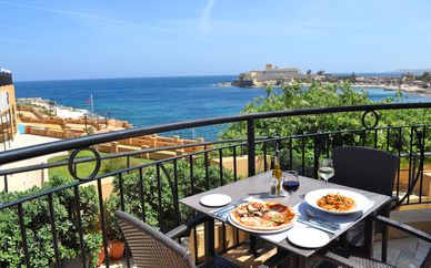 Hotel Corinthia Marina Beach Resort 4*