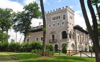 Castillo Del Bosque La Zoreda 5*