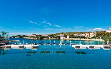 Hotel Ile Rousse Thalazur Bandol 5*