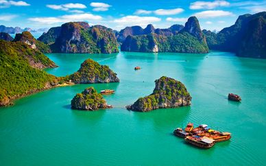 Tour privado: Vietnam fascinante y playa Lang Co