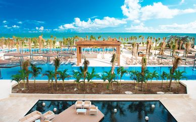 Hotel Royalton Riviera Cancún 5*