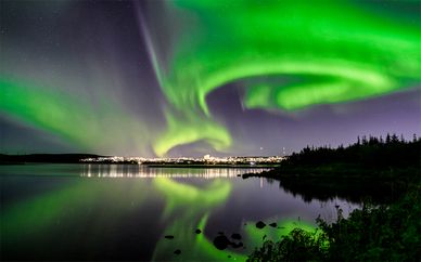 Escapada de invierno a Reikiavik con auroras boreales