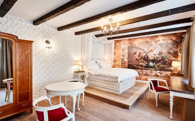 Maison Bistro & Hotel 4*