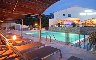 Hôtel Chez Charles 4*