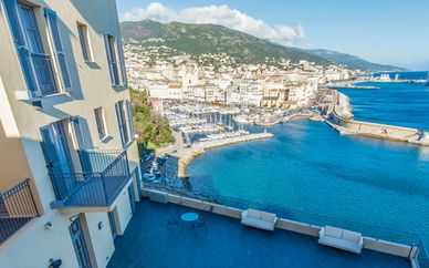 Hôtel des Gouverneurs 4*