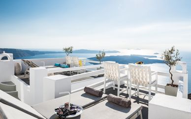 Combiné 4* Klepsydra Urban Suites Athènes et On the Rocks Santorin