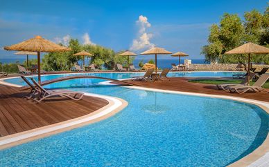Elegance Luxury Executive Suites 5*