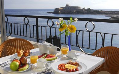 Hotel Corinthia Marina Beach Resort 4*