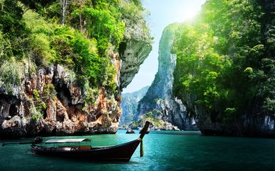 Red Ginger Chic Resort 4* + Leaf Oceanside 4*