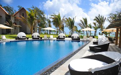 Maritim Crystals Beach Hotel 4*
