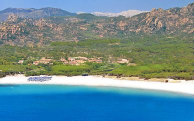 Cala Ginepro Hotel Resort 4*
