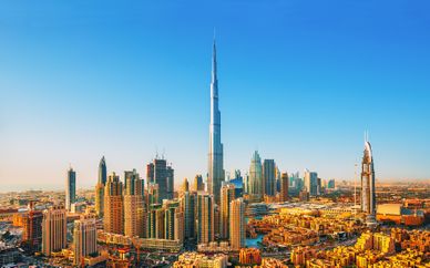 Radisson Blu Waterfront 4* & Radisson Blu Yas Island 5*