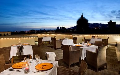 UNAHOTELS Napoli 4*