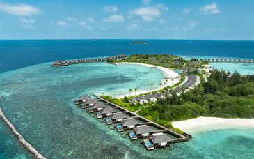 DusitD2 Feydhoo Maldives 5* & optional Kuala Lumpur