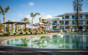 Castelo Suites Hotel 4* 
