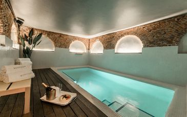 Hotel Hospes Puerta de Alcala 5*