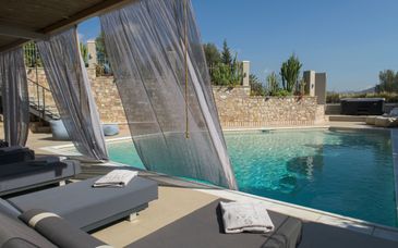 Aval Riviera Lagonisi