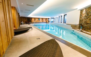 Seven Alpina Boutique Hotel Klosters 4*