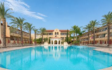 Adults Only: Napa Plaza Hotel 4*