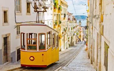 The Emerald House Lisbon, Curio Collection By Hilton 4*